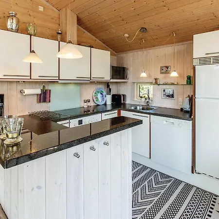Lovely In With Kitchen Casa vacanze