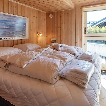 Casa vacanze Lovely In With Kitchen *