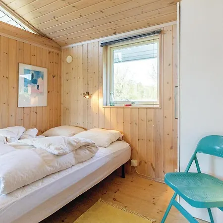Casa vacanze Lovely In With Kitchen *