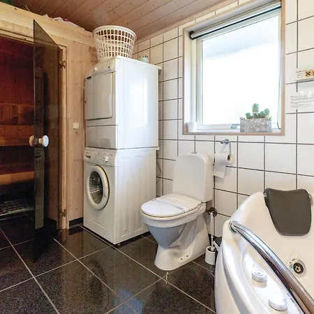 Casa vacanze Lovely In With Kitchen *